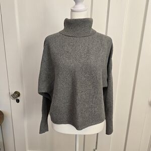 Old Navy Gray Turtleneck Sweater